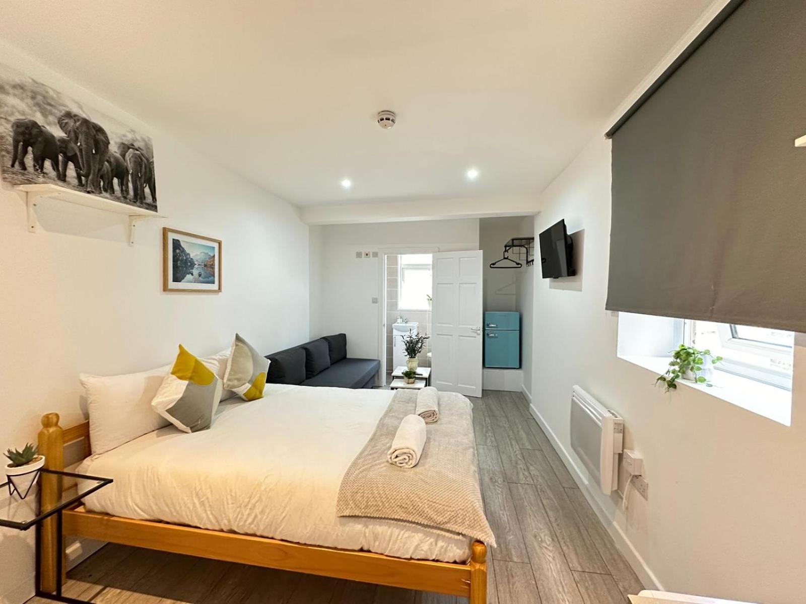 Appartamento Comfortable Studio Harrow Road